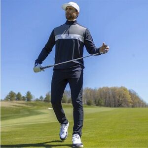 Levelwear dri fit golf quarter zip shirt NWT XL